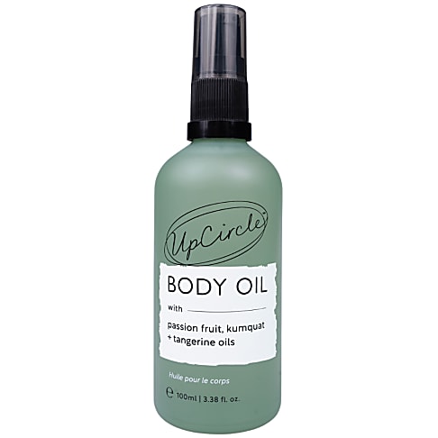 UpCircle Body Oil with Passion Fruit & Kumquat Oil